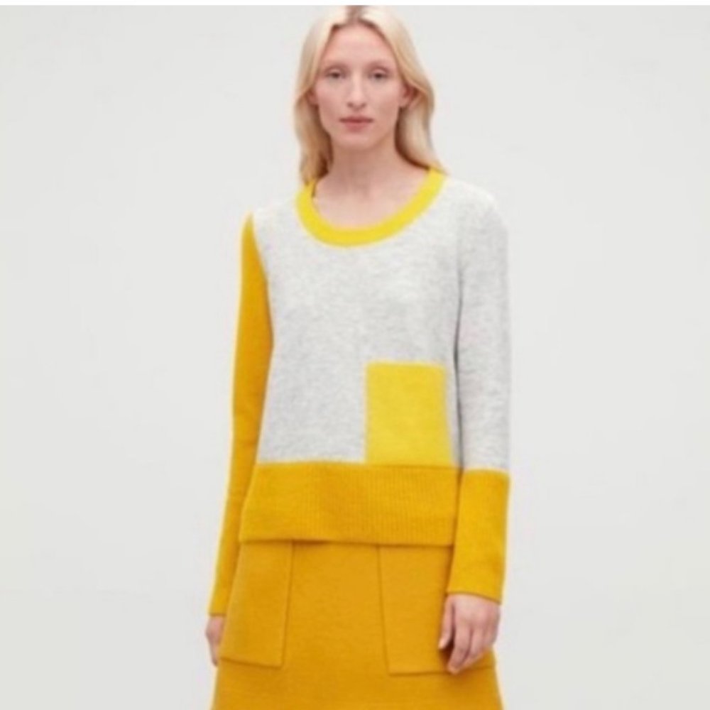COS Two-Tone Crewneck Sweater in Gray and Mustard Yellow